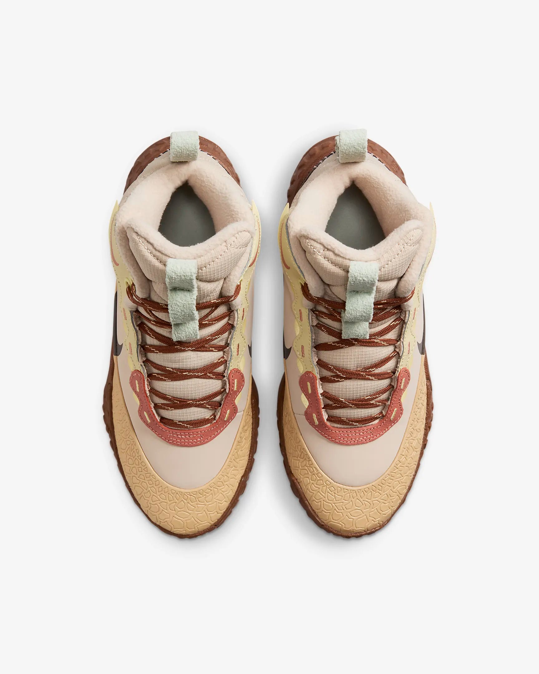 Nike Terrascout