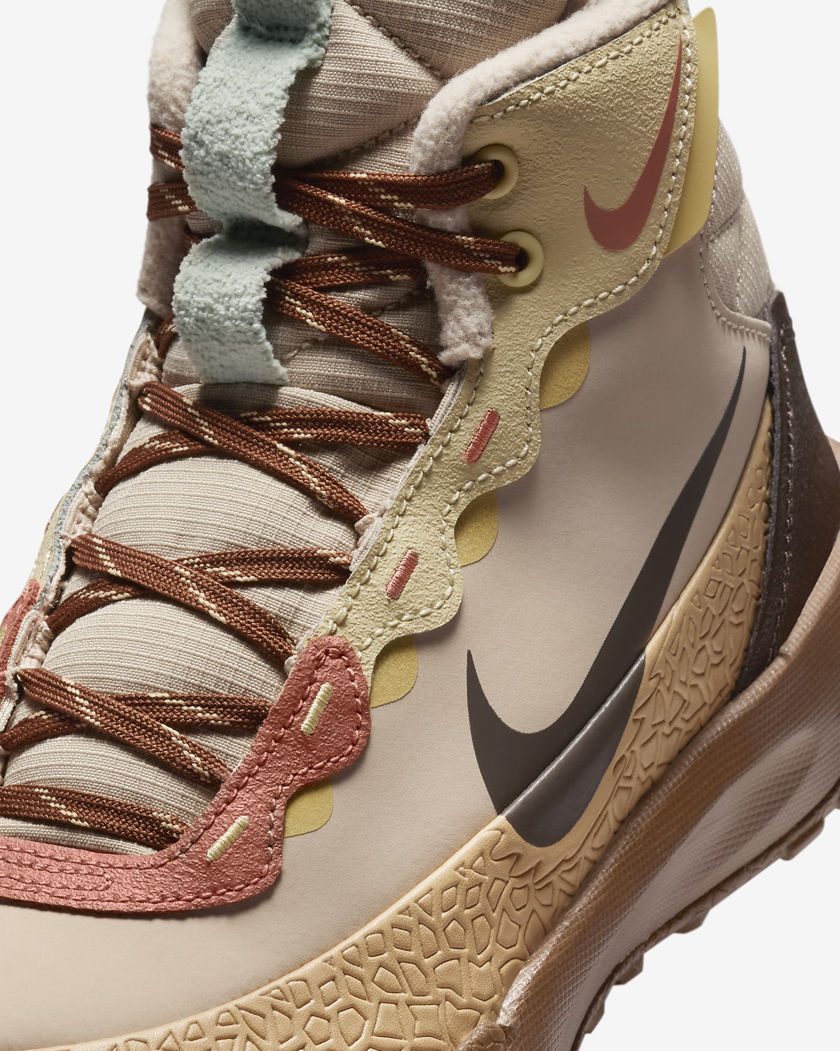 Nike Terrascout