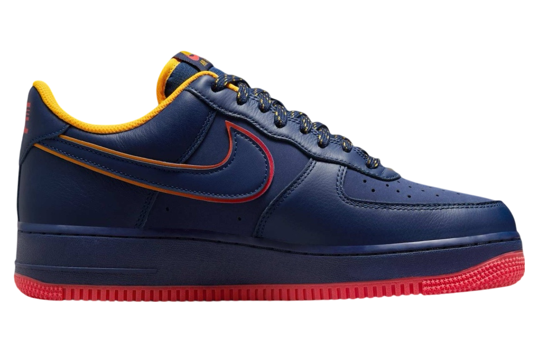 NIKE AIR FORCE 1