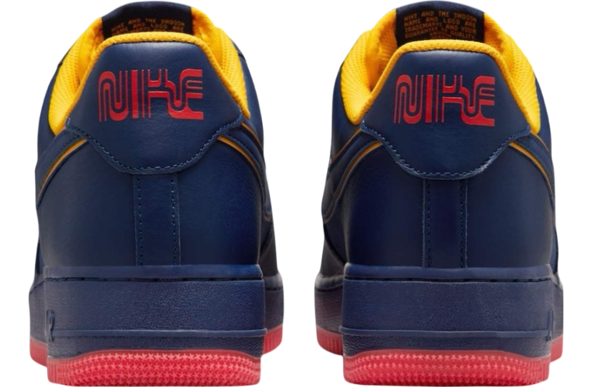 NIKE AIR FORCE 1